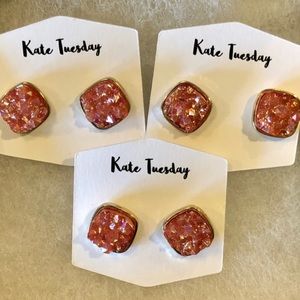 “Peachy Keen” Peach Druzy Earrings!! (BNWT)